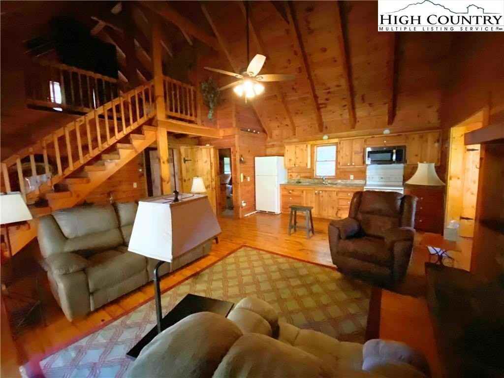 329 Ballous Mill Road - Photo 4 of 17