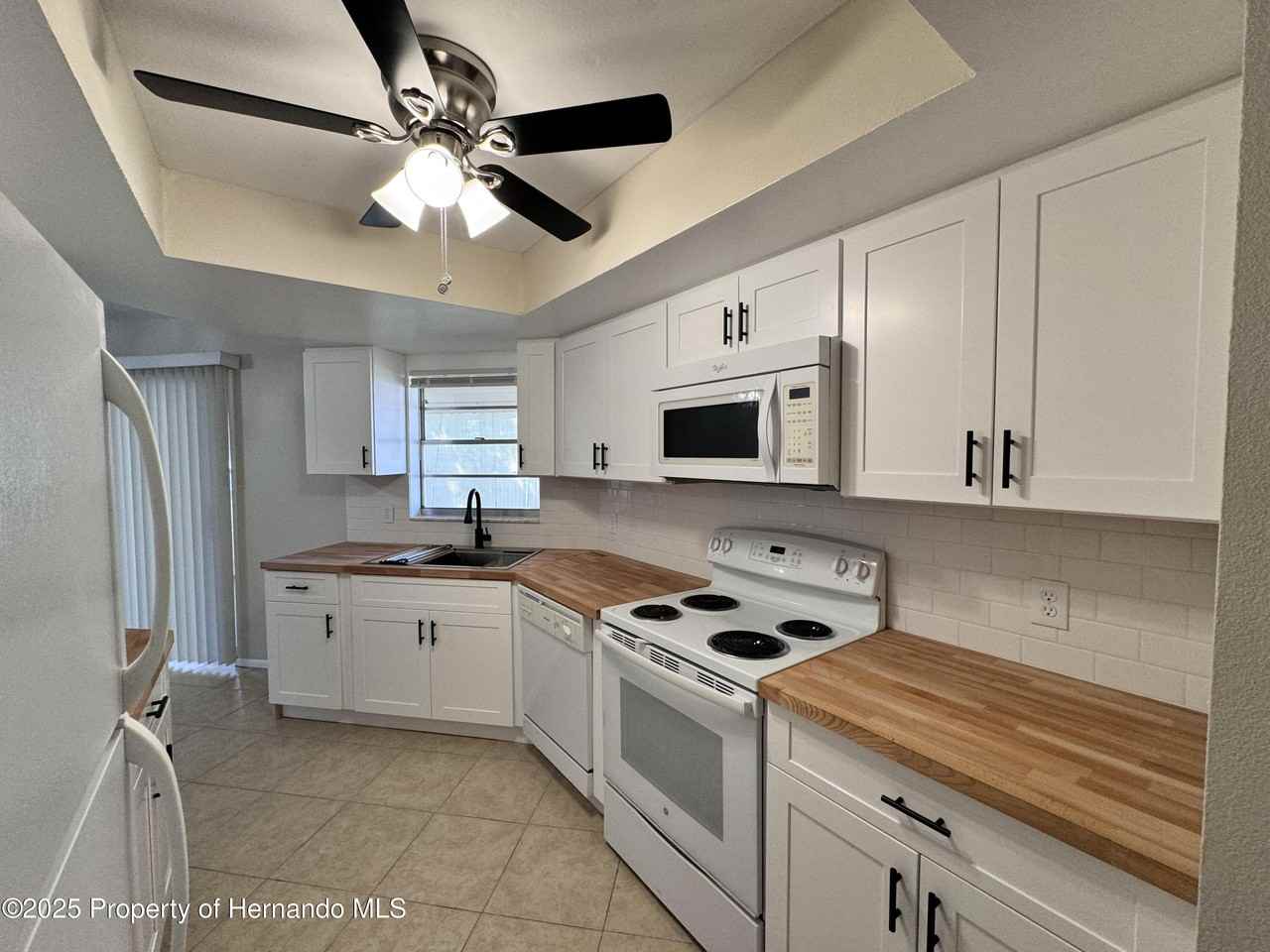 3480 Plaza Avenue - Photo 4 of 10