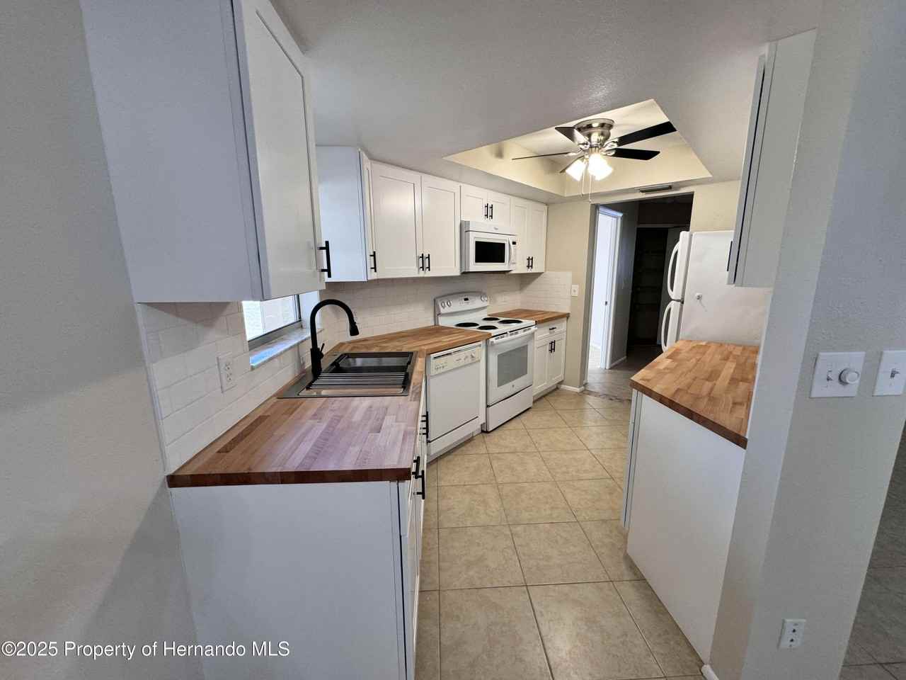 3480 Plaza Avenue - Photo 5 of 10