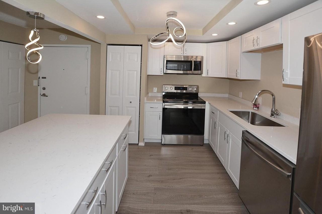 7621 Provincial Drive - Photo 6 of 21