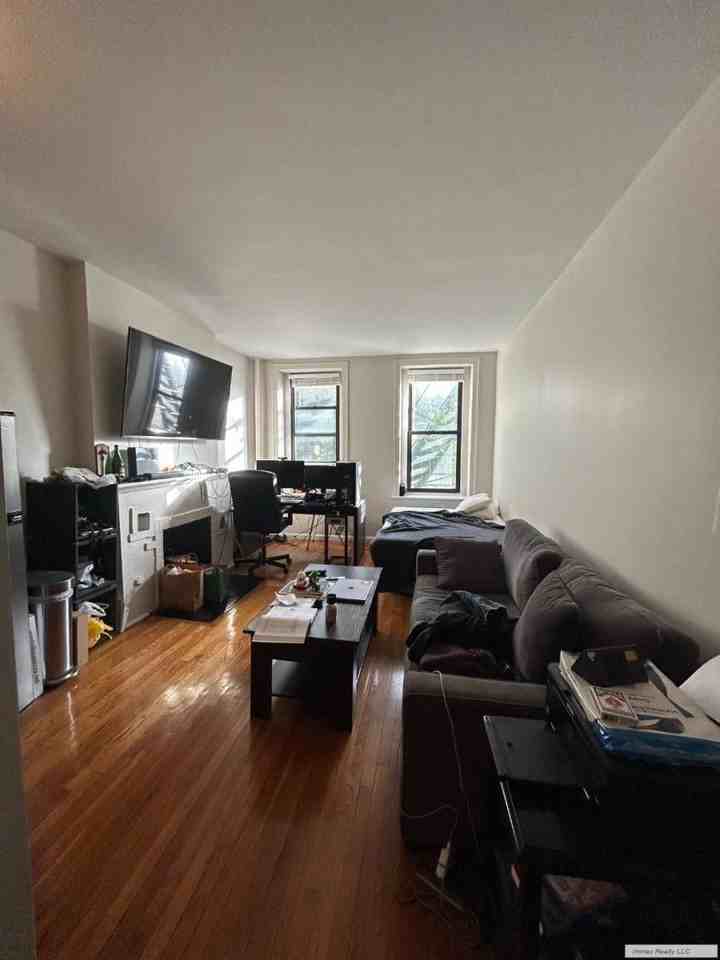 59 West 8th Street - Photo 2 of 10
