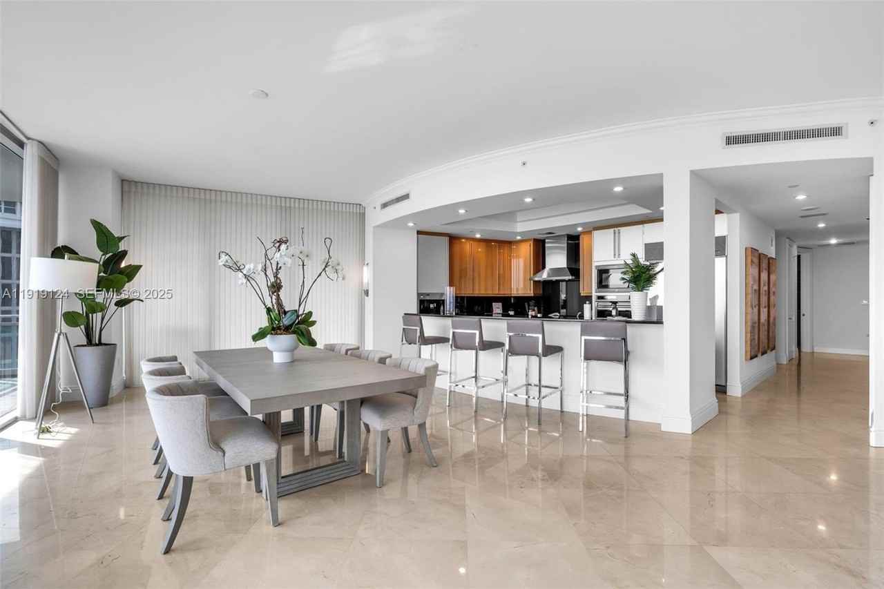 10295 Collins Avenue #801 - Photo 7 of 45