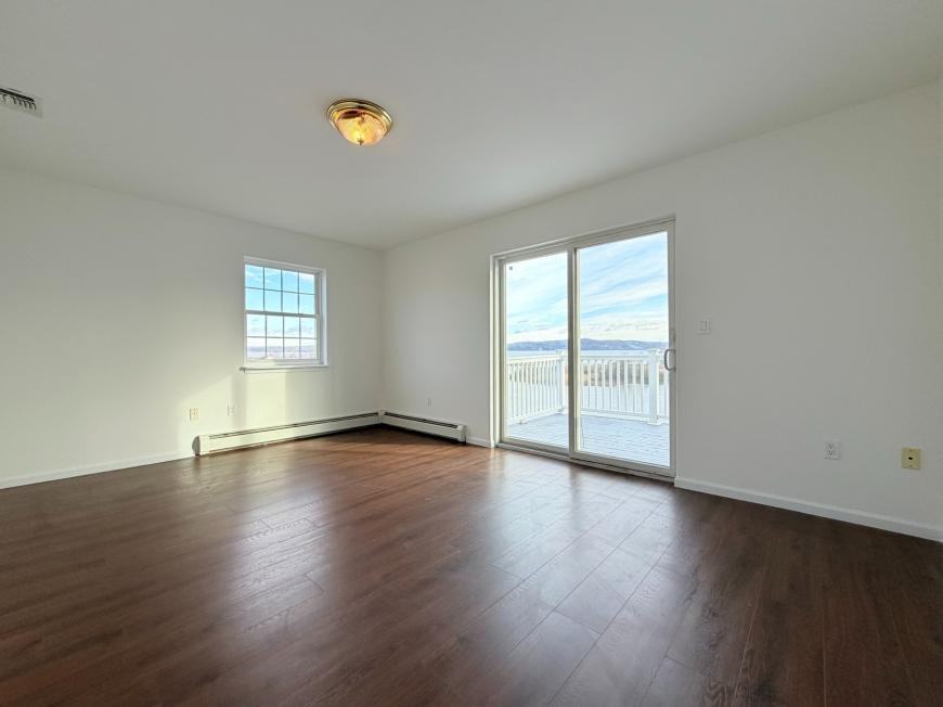 36 Rockland St - Photo 4 of 10