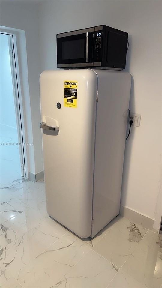 2140 North 62nd Avenue #0 - Photo 6 of 8