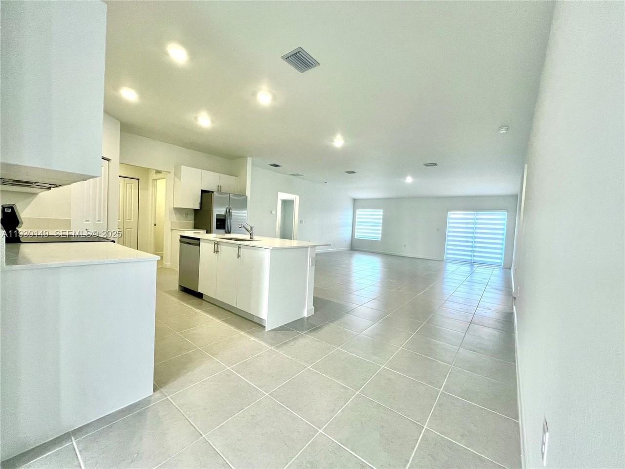 17376 Southwest 285th Street #1 - Photo 5 of 32