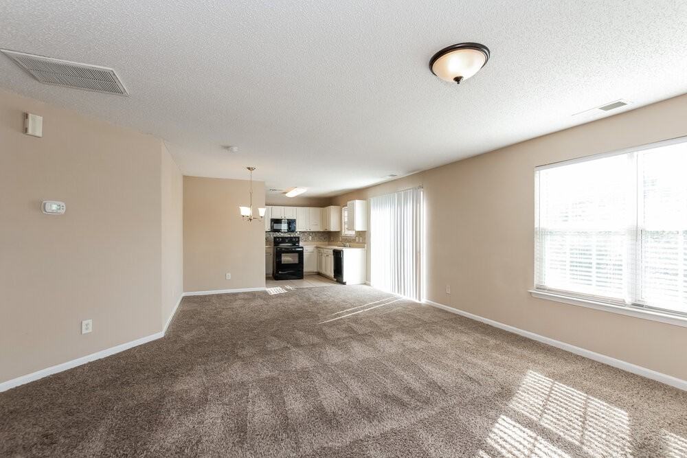 10520 Pickerel Lane - Photo 6 of 17