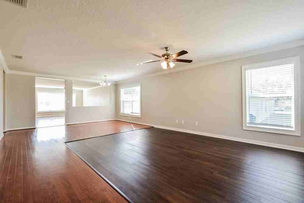 4716 Barbados Loop - Photo 4 of 16