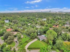 5705 Southwest 60th Avenue #NA - Photo 1 of 1