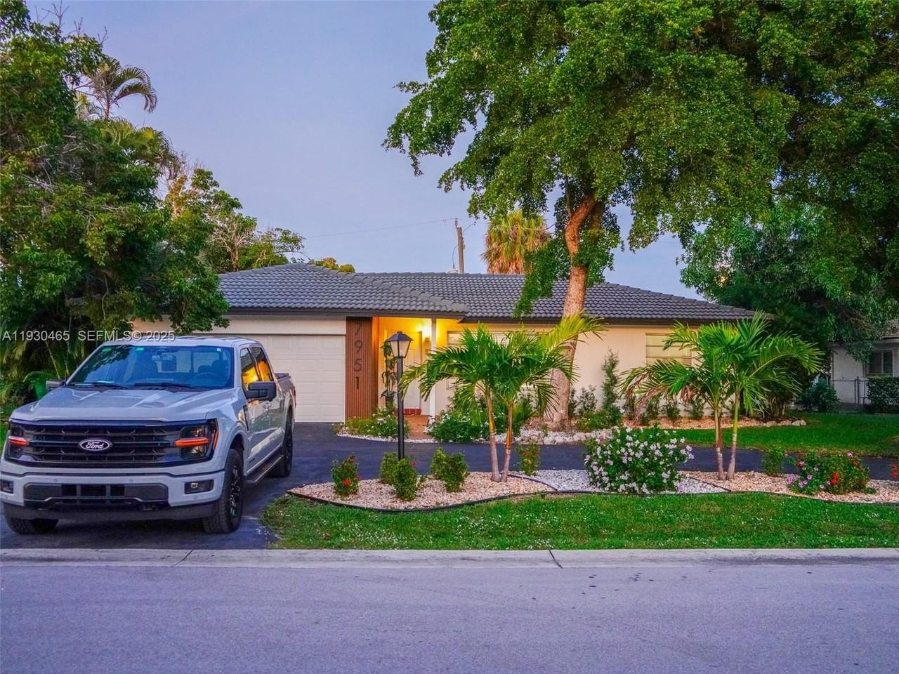 7951 Northwest 37th Drive - Photo 2 of 50