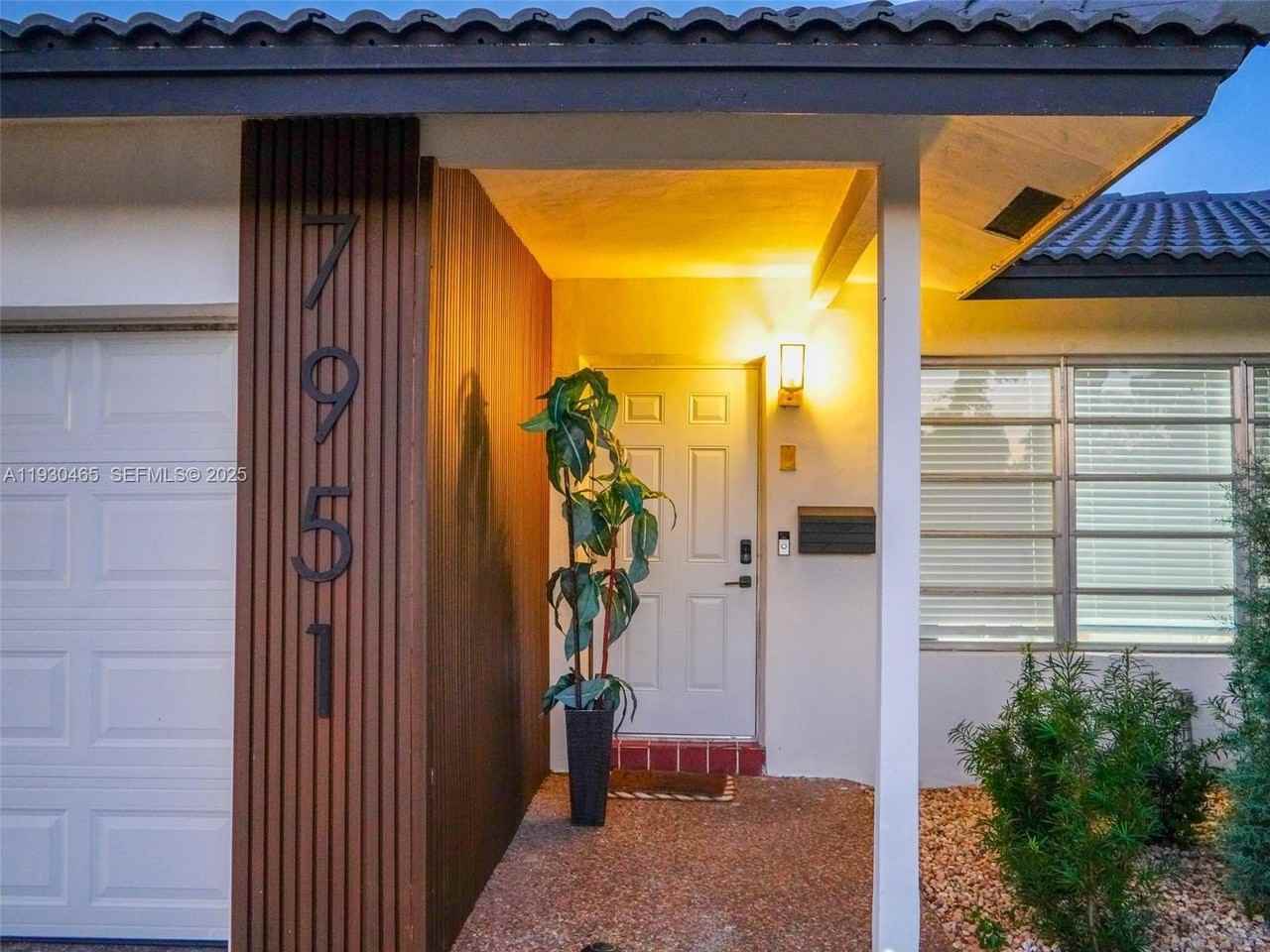 7951 Northwest 37th Drive - Photo 6 of 50