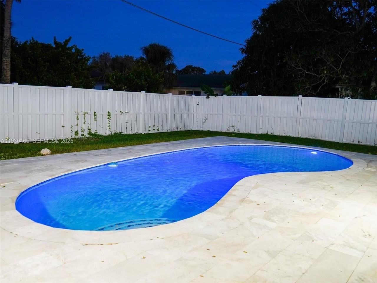 7951 Northwest 37th Drive - Photo 7 of 50