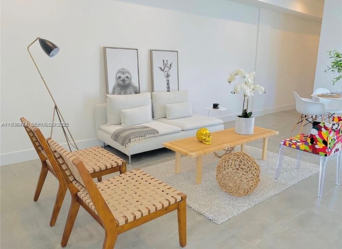 3653 Southwest 25th Street #3653 - Photo 2 of 20