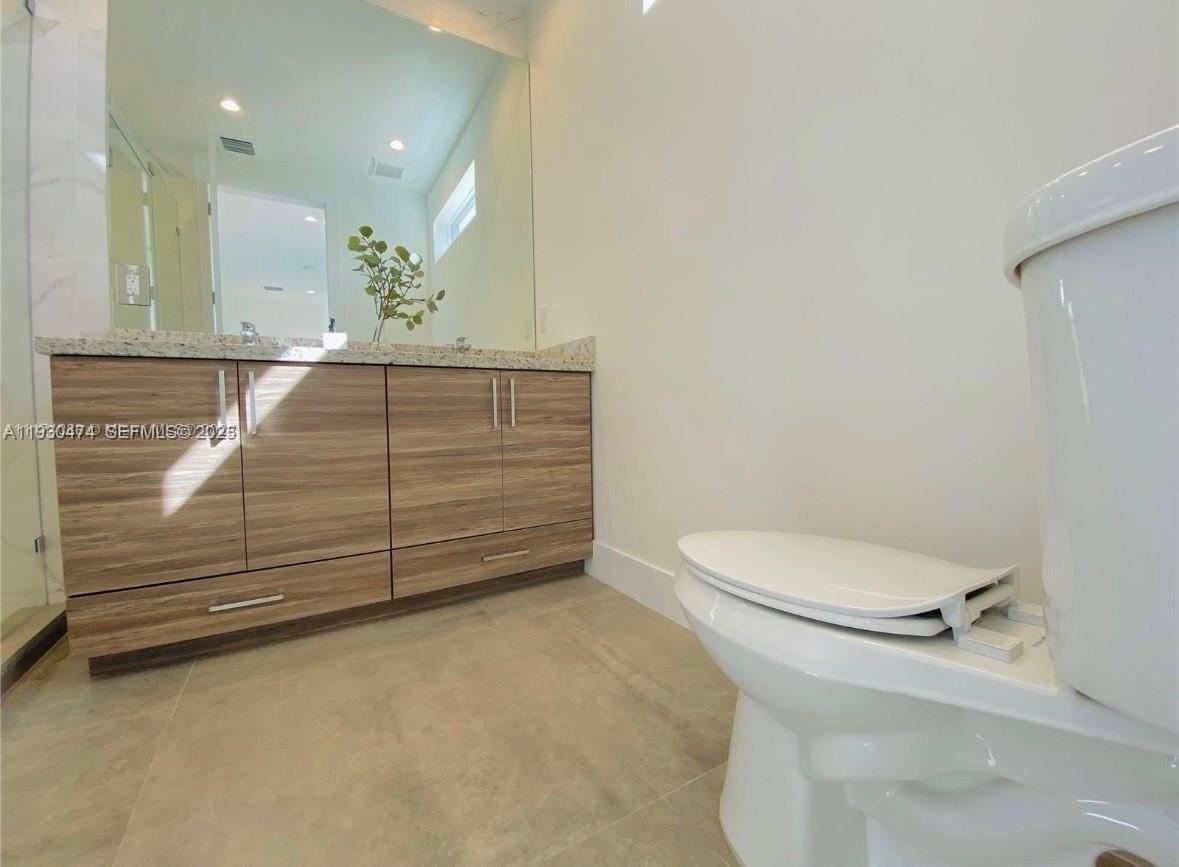 3653 Southwest 25th Street #3653 - Photo 7 of 20