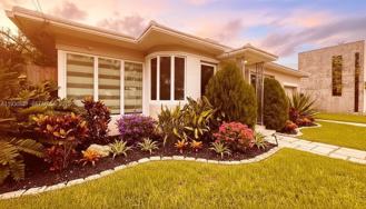 40 Southwest 30th Road - Photo 1 of 1