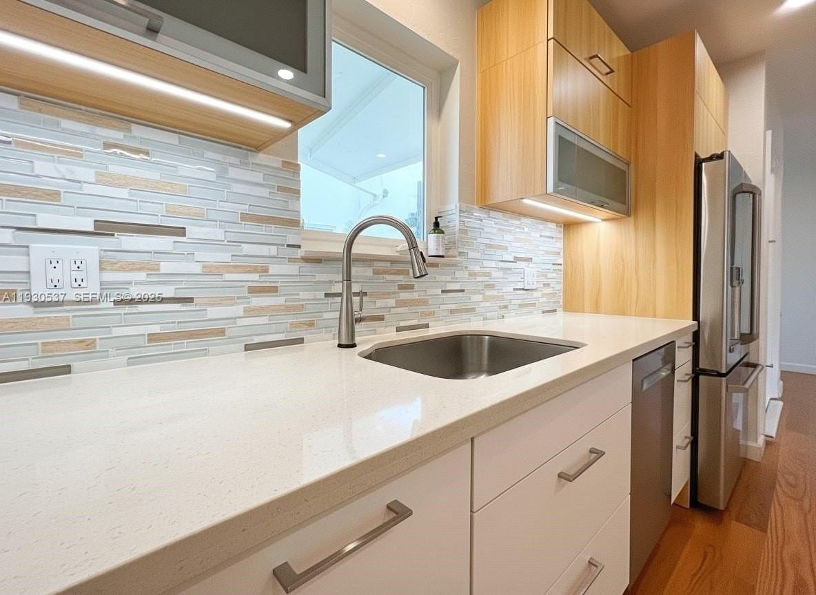 40 Southwest 30th Road - Photo 7 of 16