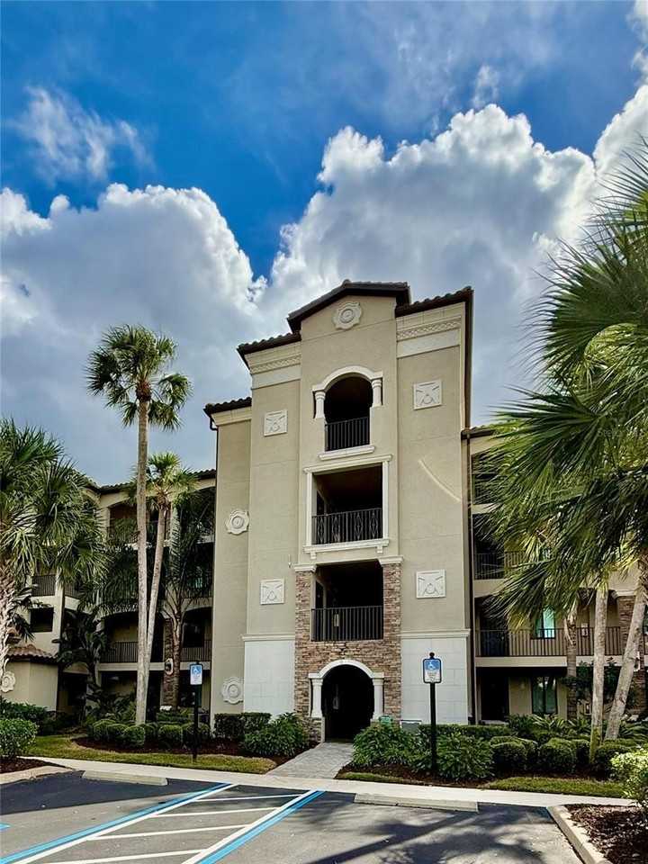 17118 Vardon Terrace #304 - Photo 3 of 38