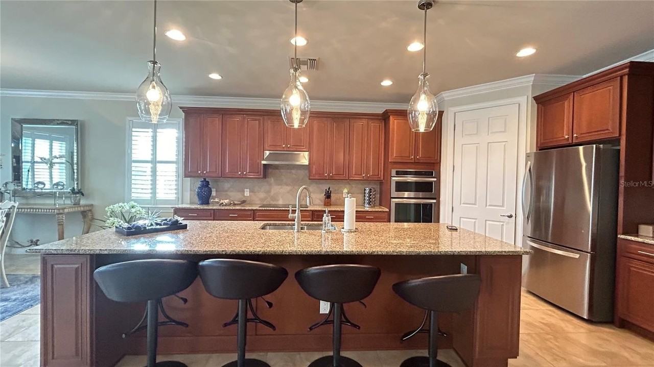 6129 Abaco Drive - Photo 7 of 42