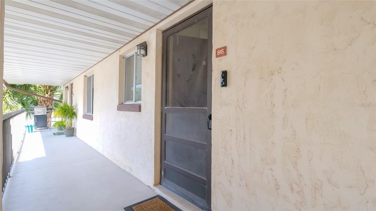 845 Orchid Springs Dr - Photo 2 of 32