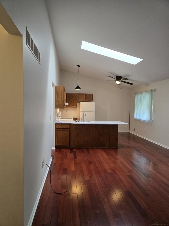 38664 Harrison Creek Court - Photo 4 of 13