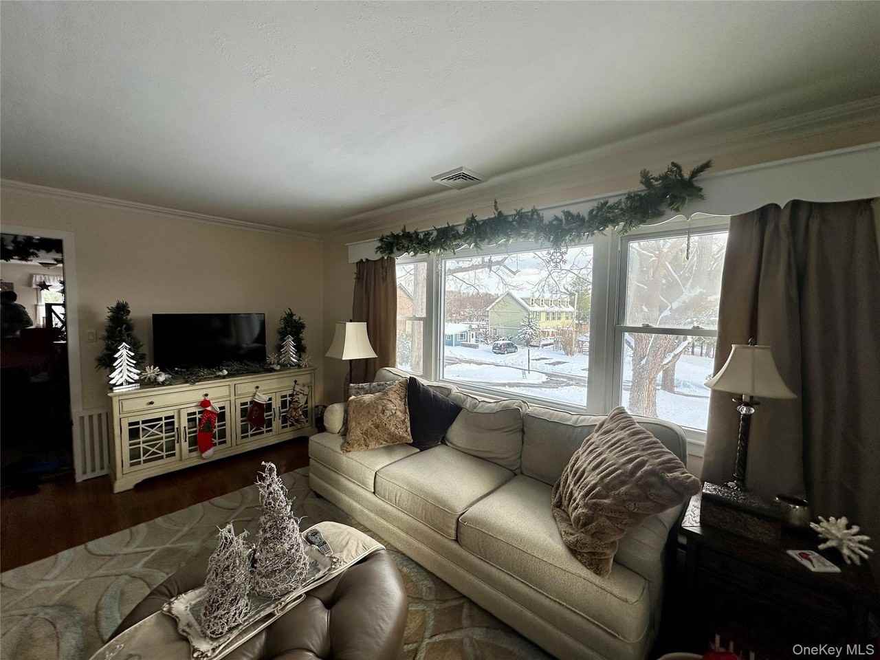 11 Talmadge Court #1 - Photo 4 of 19