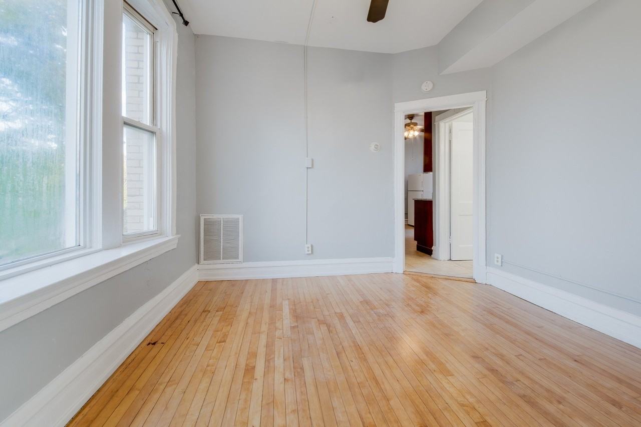 2511 West Le Moyne Street #3 - Photo 4 of 16