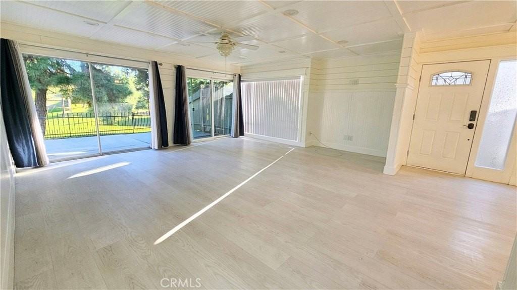 6172 Avenue Juan Diaz - Photo 4 of 20