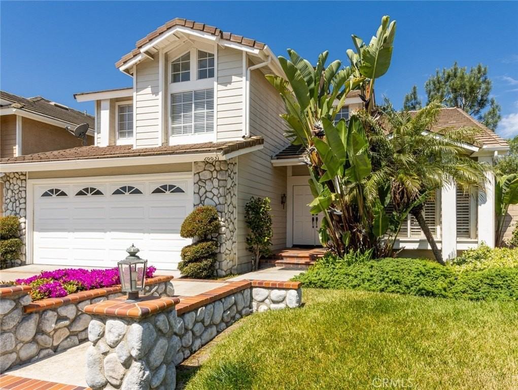 26631 Stratford - Photo 2 of 31