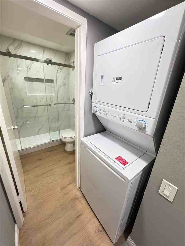 1339 Parkside Drive - Photo 5 of 12