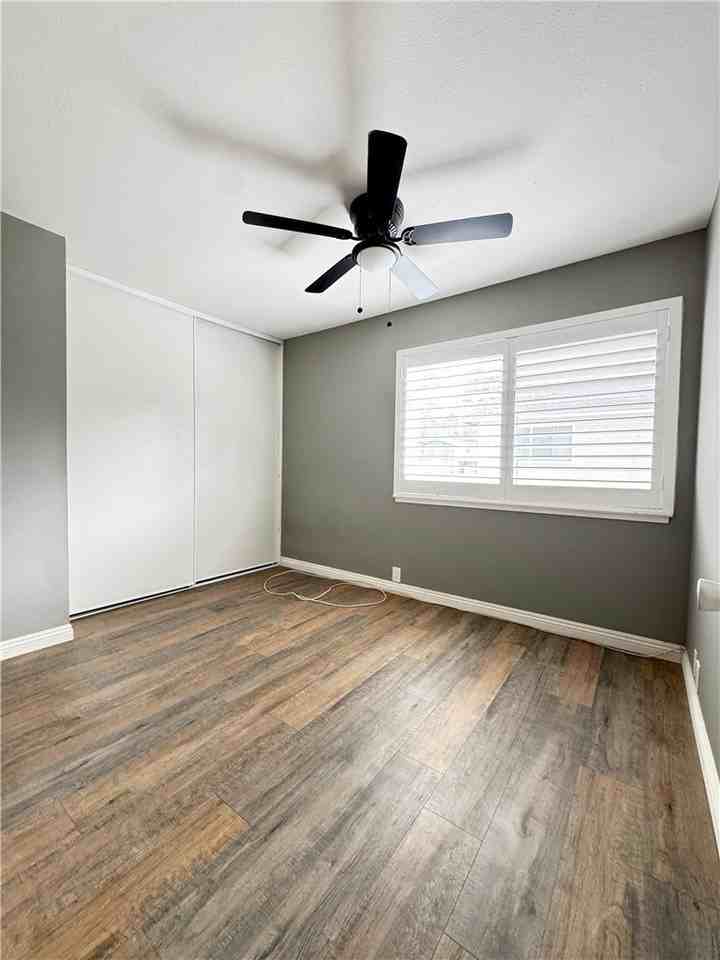 1339 Parkside Drive - Photo 6 of 12