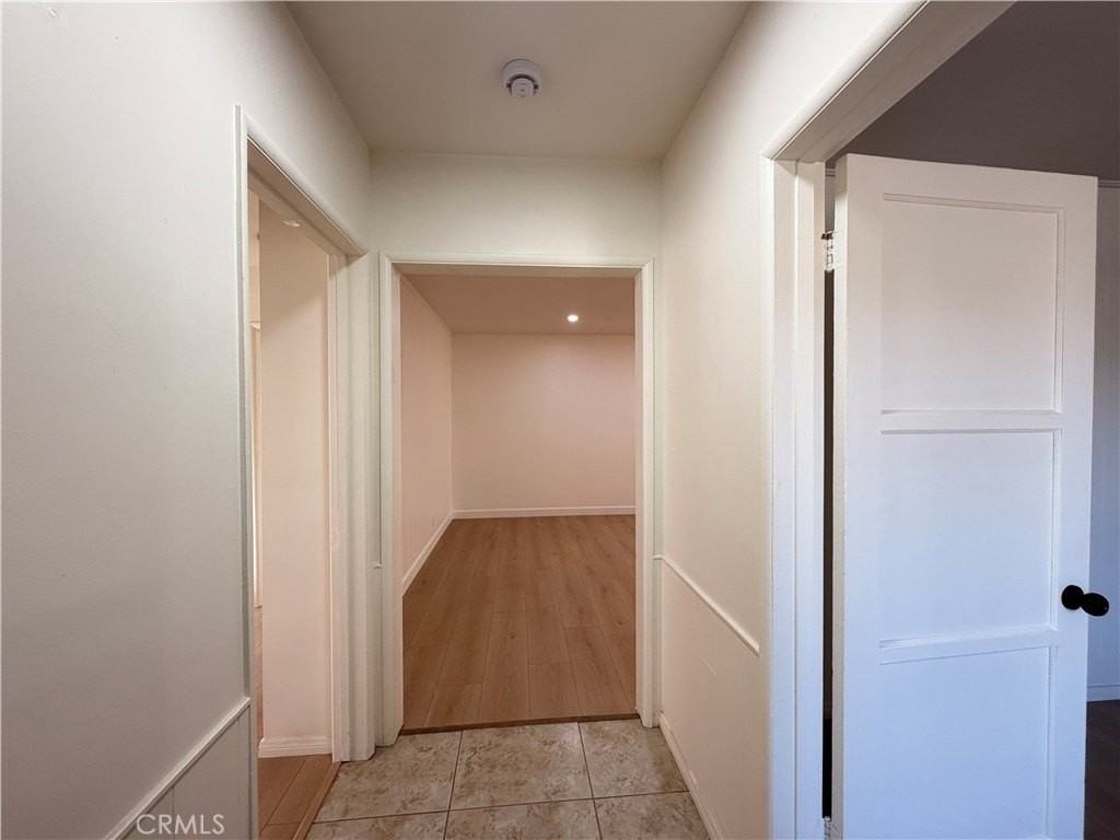 541 North Broadmoor Avenue - Photo 6 of 34