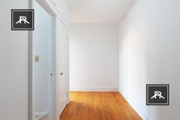 139 Englewood Ave - Photo 5 of 10