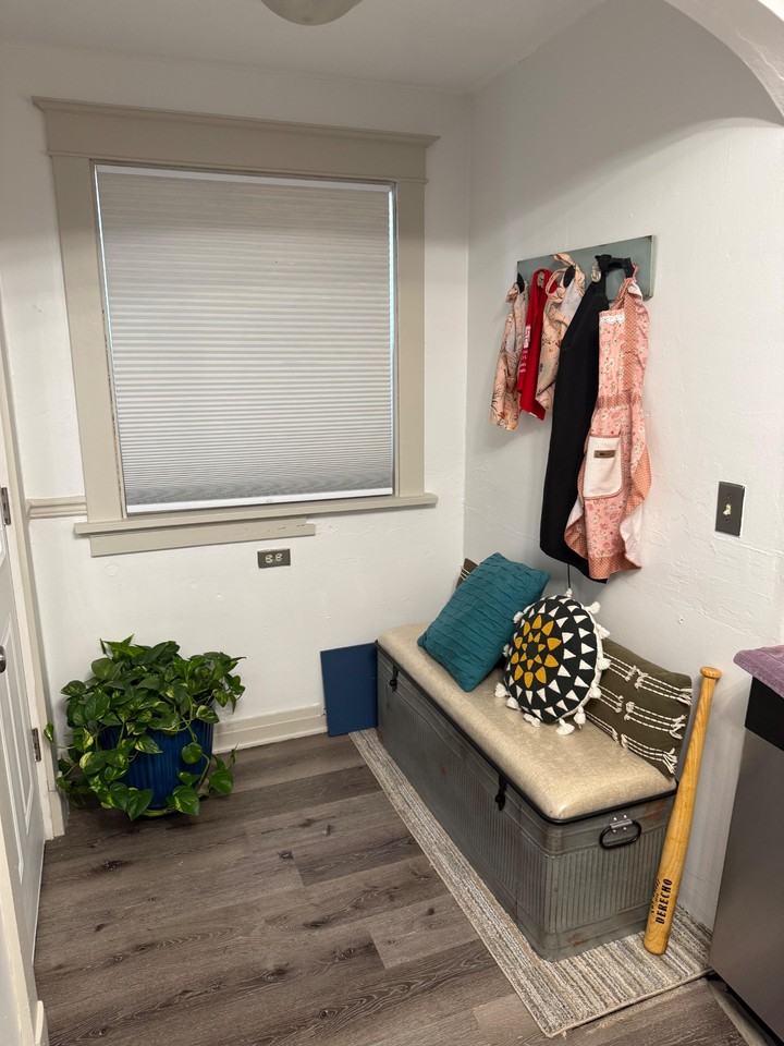 7th Avenue Southeast - Photo 2 of 6