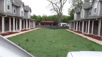 2004 Pecan Street #G - Photo 1 of 1