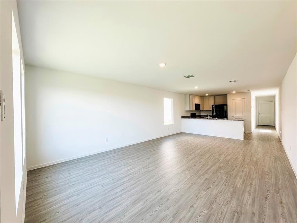 6206 Sanderling Street - Photo 5 of 15