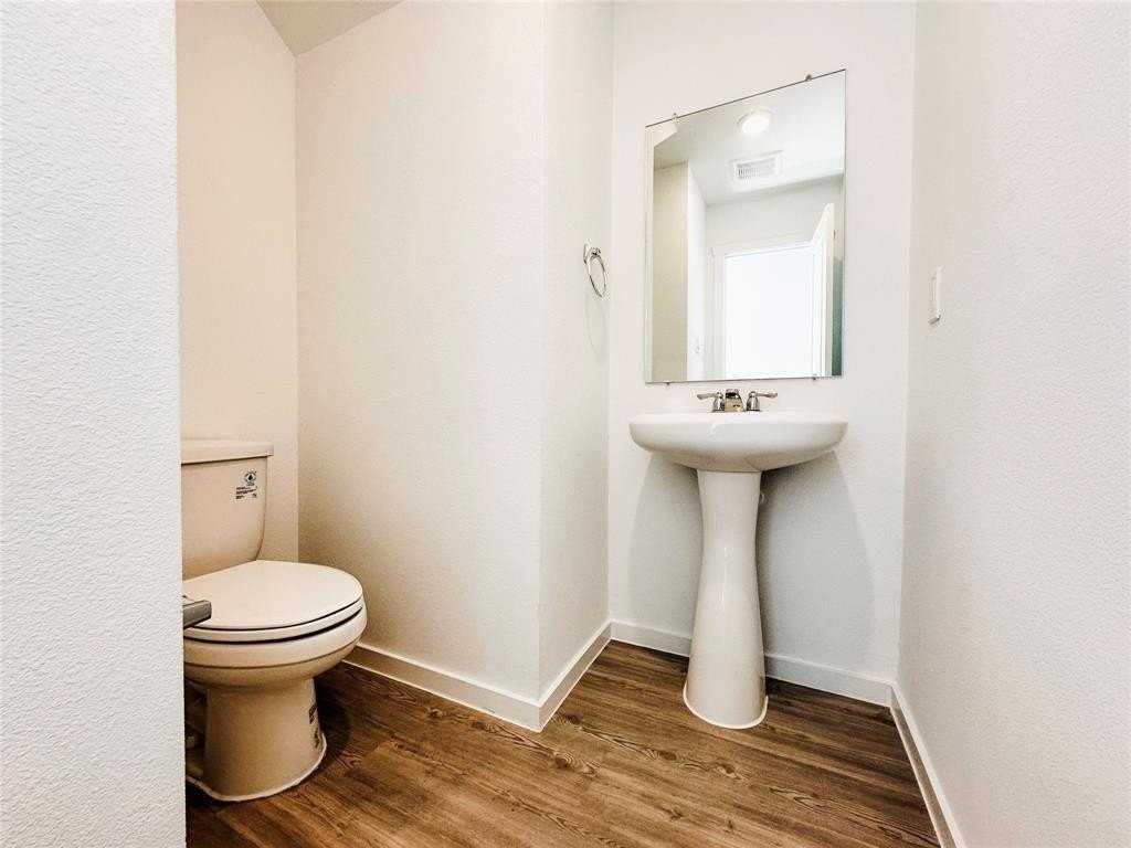 6206 Sanderling Street - Photo 6 of 15