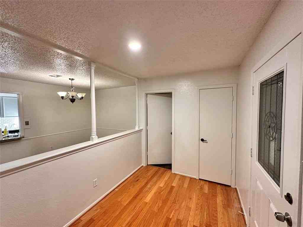 2108 Blossom Ln - Photo 7 of 10