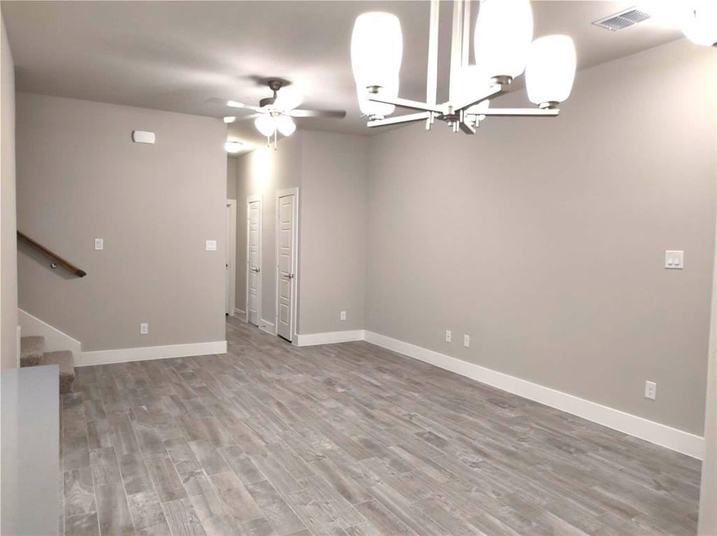 813 Eaglescliffe Landing - Photo 6 of 29