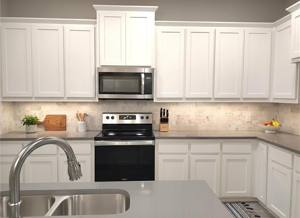 813 Eaglescliffe Landing - Photo 7 of 29