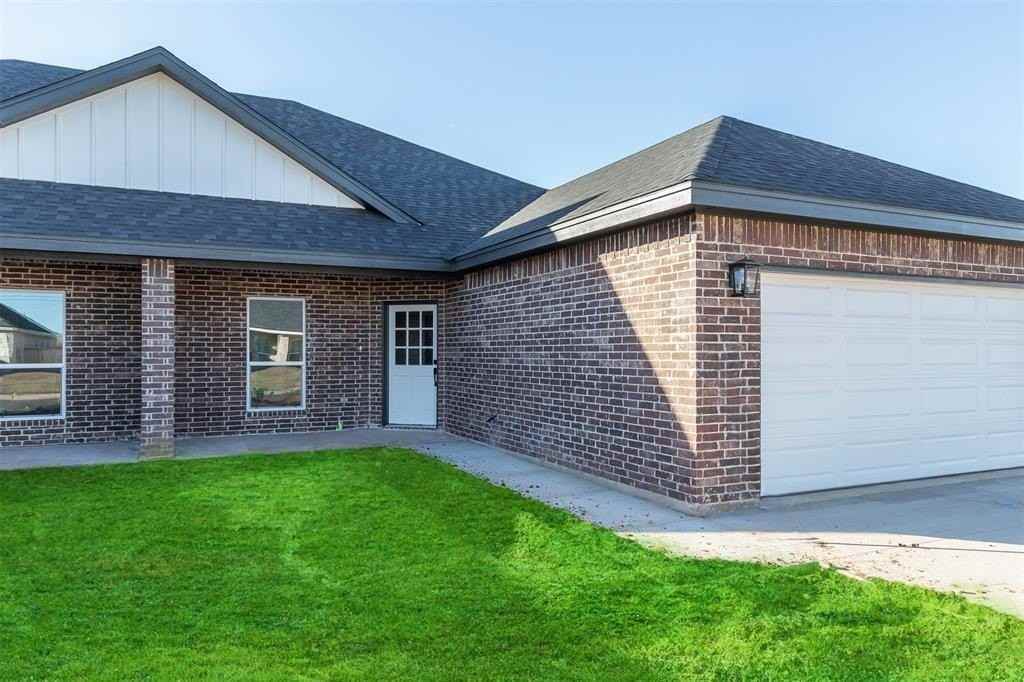 8158 Sawdust Trl - Photo 2 of 27