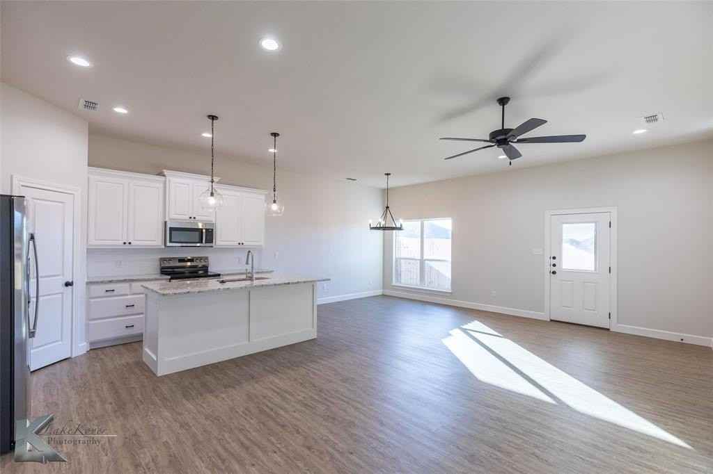 8158 Sawdust Trl - Photo 5 of 27