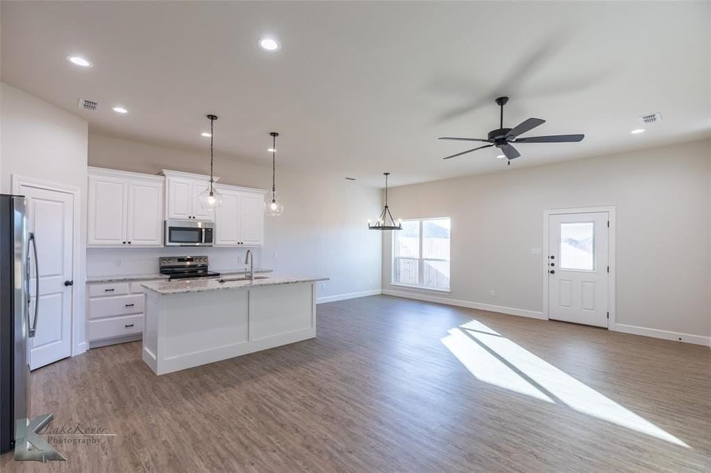 8166 Sawdust Trl - Photo 6 of 28