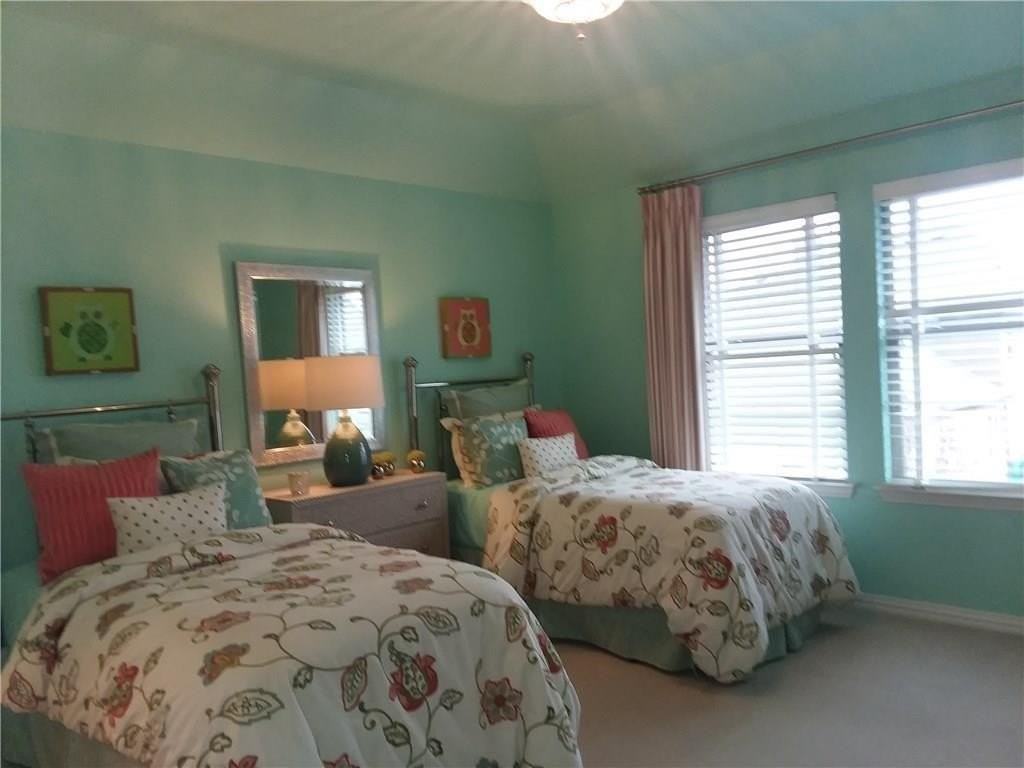 4717 Lathem Dr - Photo 4 of 17