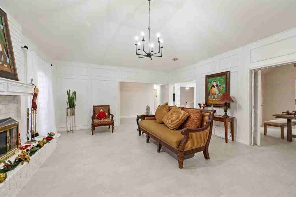 3512 Cliffwood Drive - Photo 6 of 29