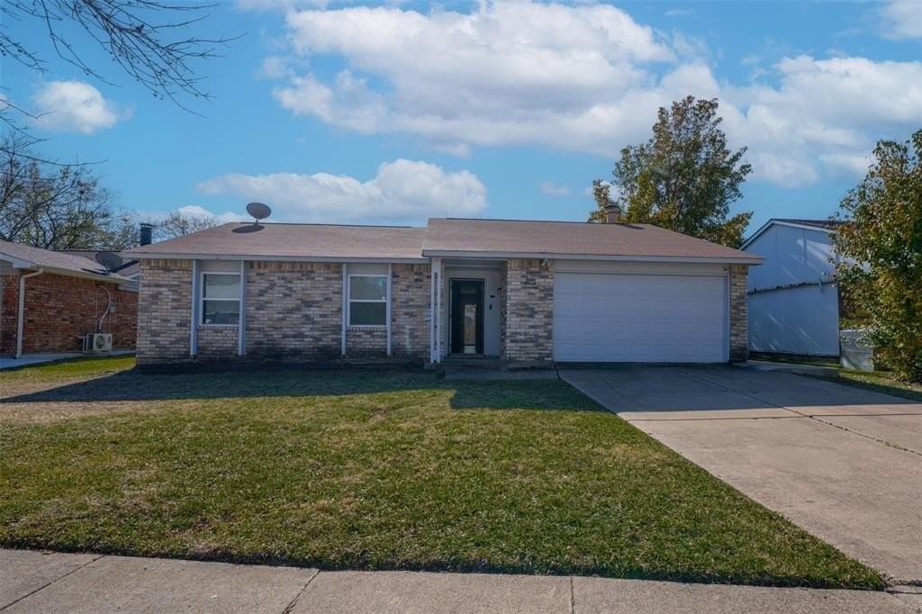 1117 Llano Trail - Photo 2 of 30