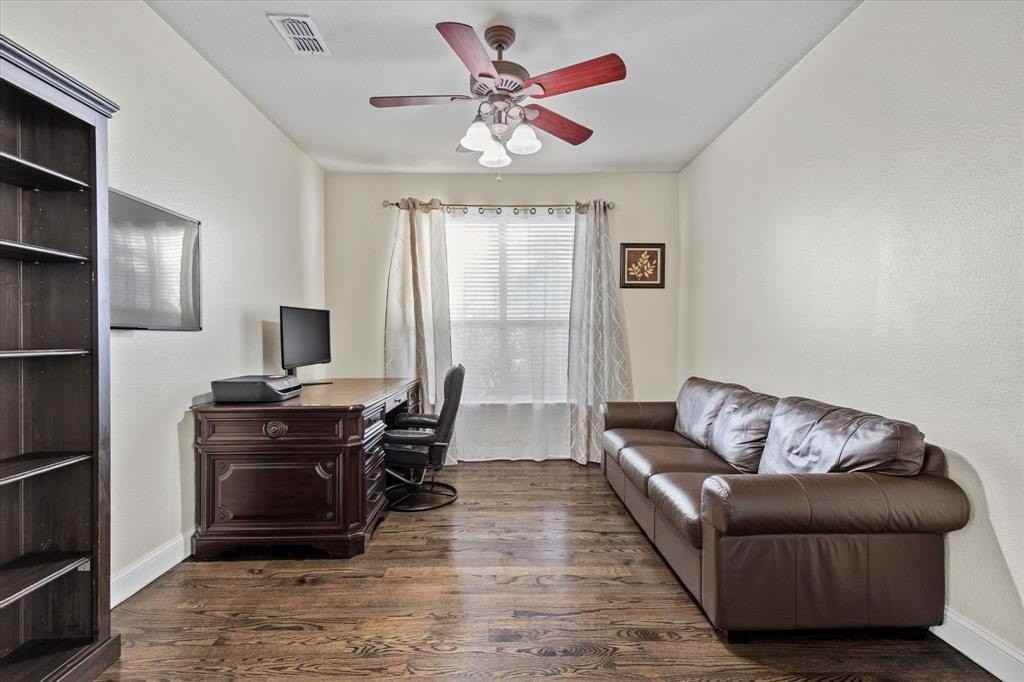 2501 Haddock Drive - Photo 6 of 25