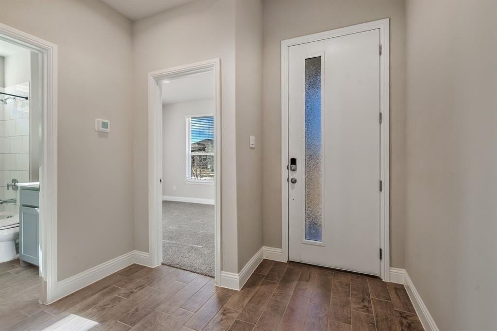 2605 Starling Street - Photo 4 of 32