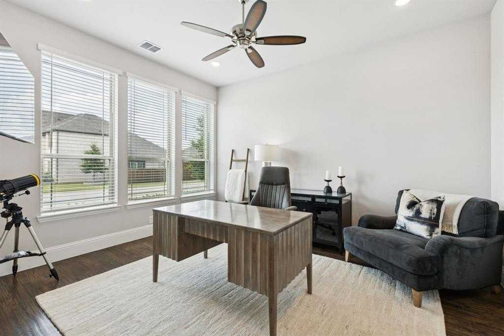 1540 Ashton Ridge Drive - Photo 5 of 36