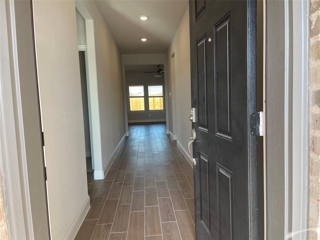 817 Birdie Drive - Photo 5 of 34