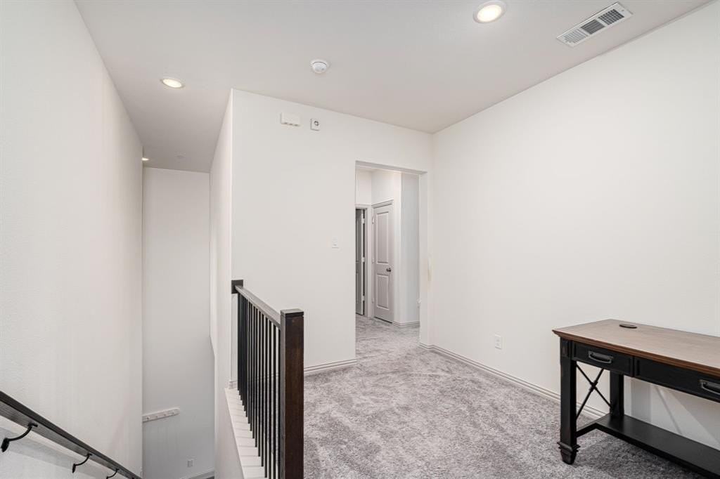 988 Emil Place - Photo 6 of 17