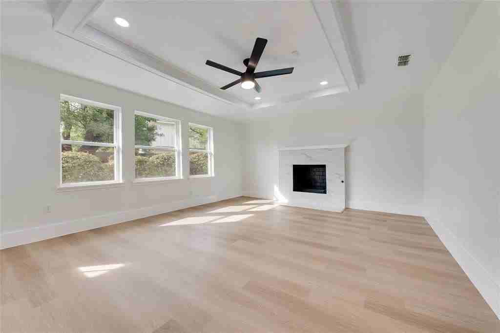 2307 Glen Forest Ln - Photo 5 of 20